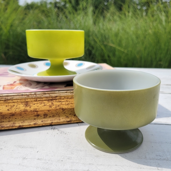 Vintage Federal Glass Pedestal Bowls (2) ~ Avocado Green ~ Dessert  Salsa ~ Cute - Picture 3 of 16